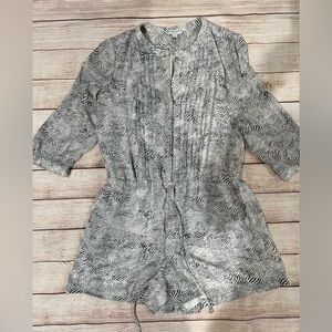 Katherine Barclay Montreal Romper - Black and White Animal Print pockets -Size 6